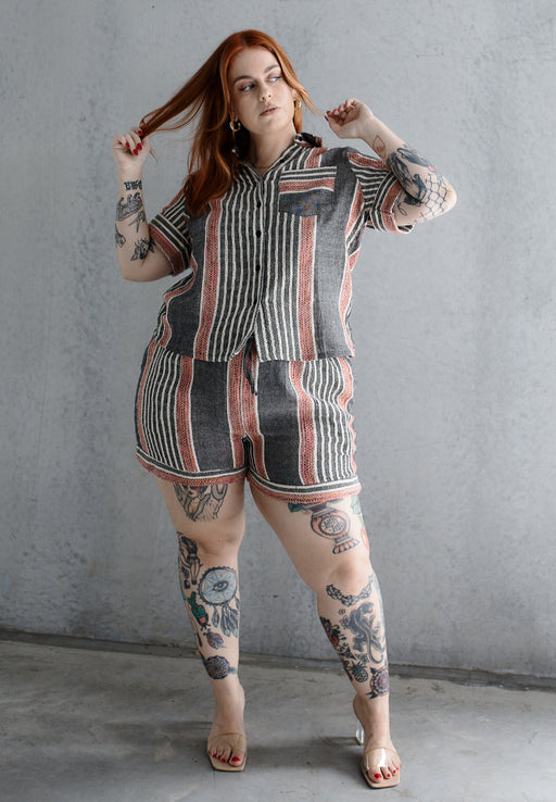 Alia Chillin' Shorts in Cotton Jacquard