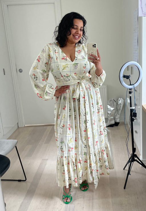 Leandra Dress in Crema Botánica
